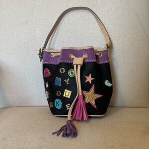 🦄29. DOONEY & BOURKE • Y2K Bucket bag • Black Leather
